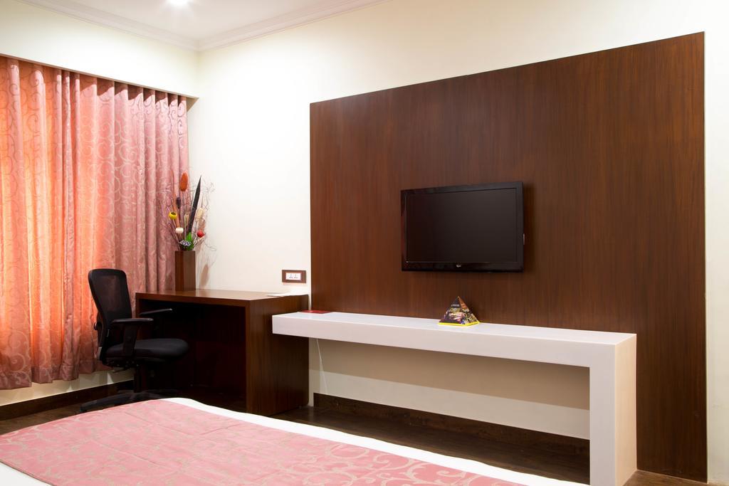 Ramyas Hotels Tiruchirappalli Экстерьер фото